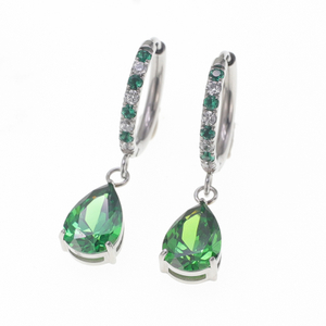 Wassertropfen-Ohrring aus Edelstahl und Silber mit gemischtem Zirkon
