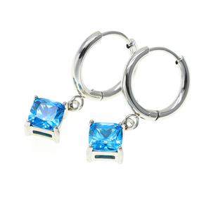 Quadratischer silberner Tropfenohrring aus Edelstahl