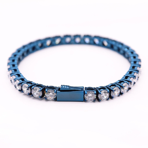 Blaue Tenniskette aus Edelstahl mit PVD-Beschichtung und weißem CZ