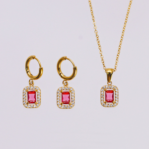 Edelstahl-Mikroeinsatz-Edelstein-Schmuckset mit 5A-Zirkon
